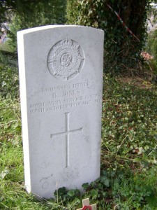 Standard war headstone