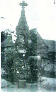 War Mem cross